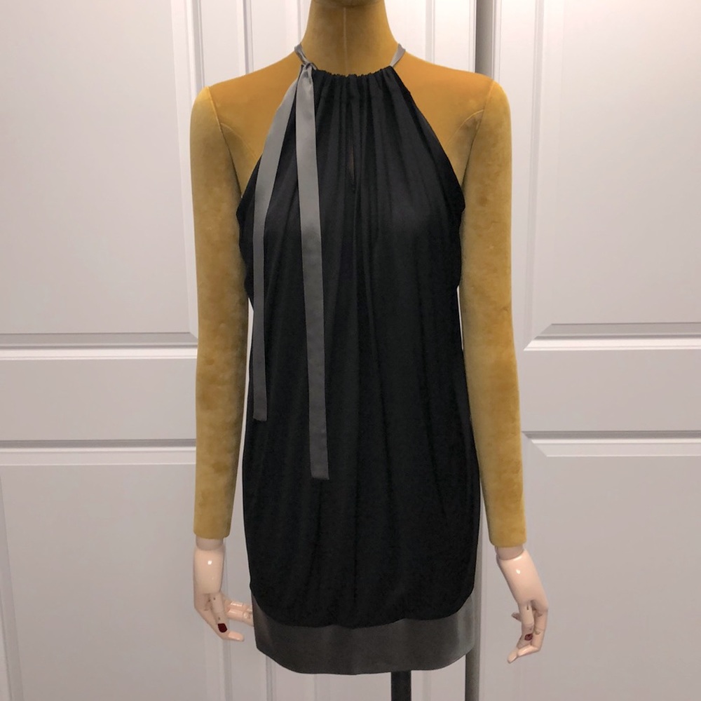 Women’s BCBG Maxazria black halter dress